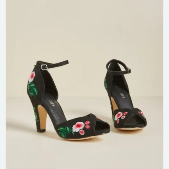 Chelsea Crew Black Floral Heels - Picture 1 of 7